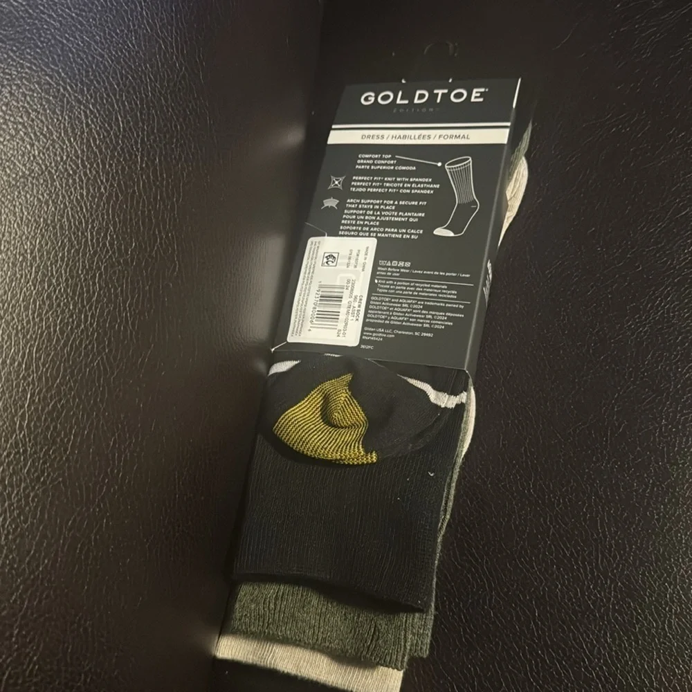 GoldToe Edition Mens Island Crew Socks Assorted, 3 Pack
